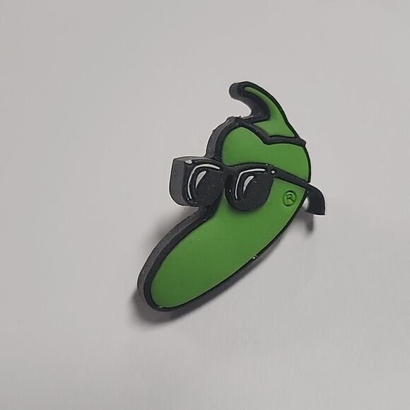 Lapel Pin rubber cool pepper green jalapeno - Picture 1 of 3